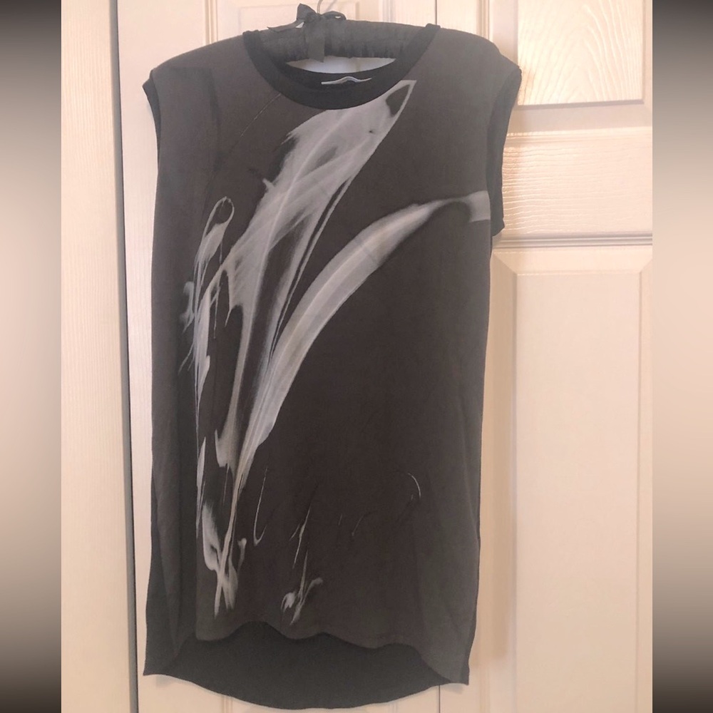 Elie Tahari Jersey Graphic T